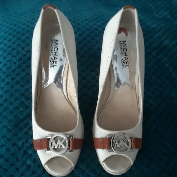 Michael Kors Meg Open Toe Wedge Shoes - Picture 2 of 3